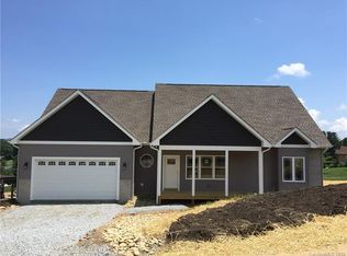 125 Tryon View Dr, Flat Rock, NC 28731