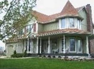 23807 Pratt Rd, Lees Summit, MO 64086