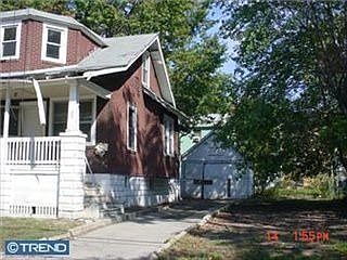 2nd image of 1738 41st St