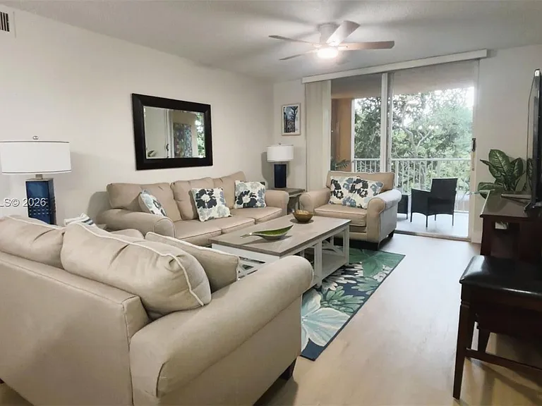 19801 E Country Club Dr #4301 — Photo 3