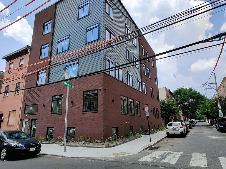 812 N 16th St #3 — Photo 9