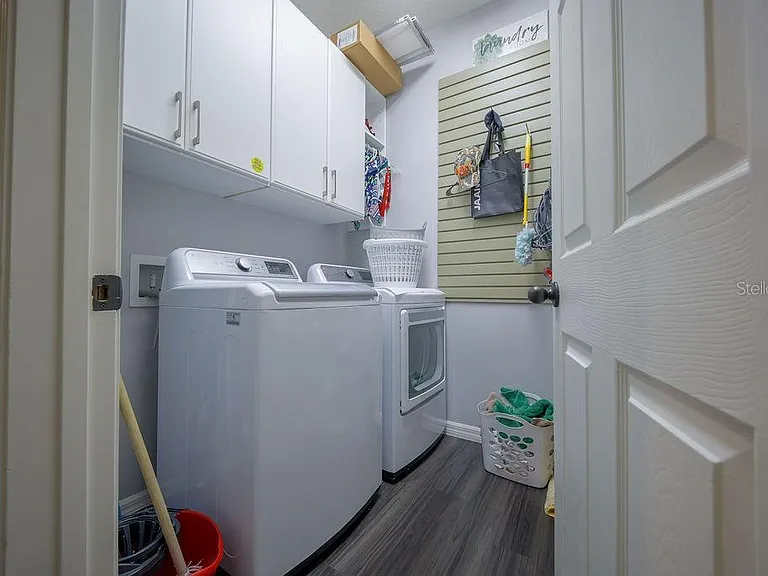 9225 Freedom Hill Dr — Photo 15
