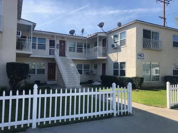 Burbank 2 189, 14022 Burbank Blvd #14028, Van Nuys, CA 91401