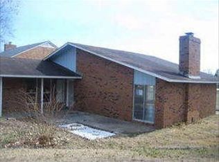501 McDonald Dr, Clinton, MS 39056