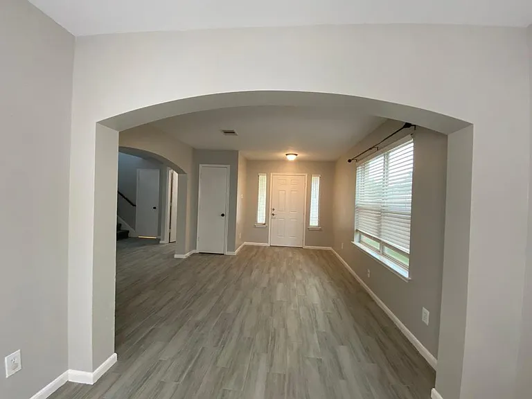 19154 Yellow Thrush Dr — Photo 3