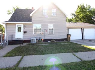 1024 11th St NW, Minot, ND 58703