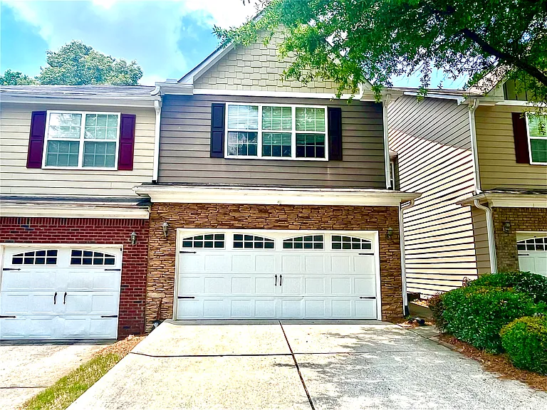 1659 Tailmore Ln — Photo 1