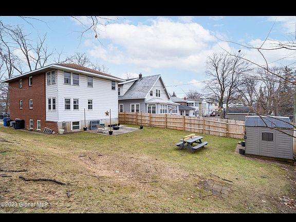 3rd image of 19 Tampa Ave Unit 2
