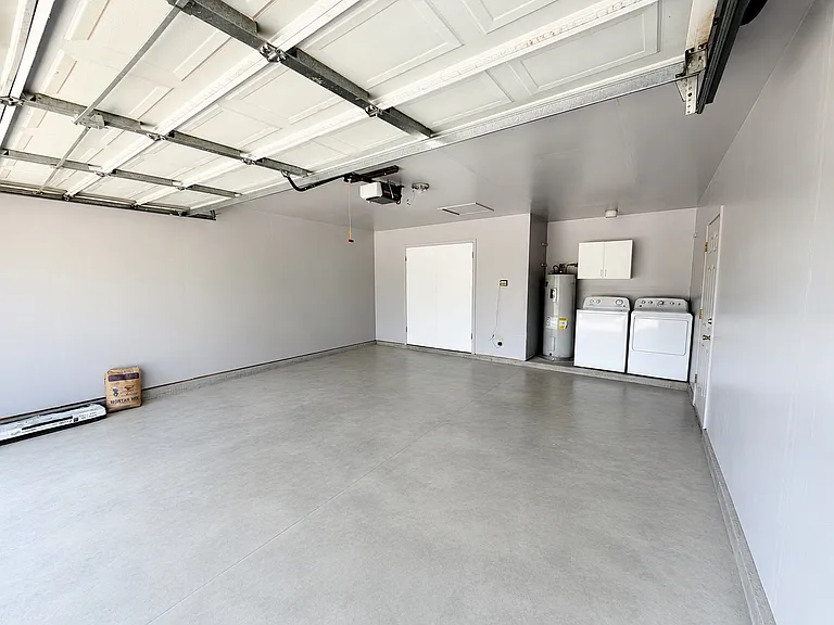 1703 La Casa Dr — Photo 4