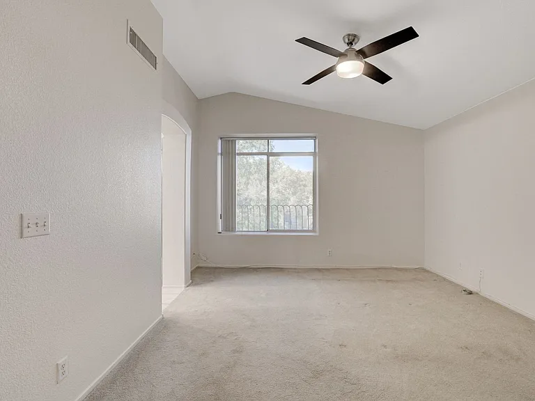 8621 Sierra Cima Ln — Photo 11
