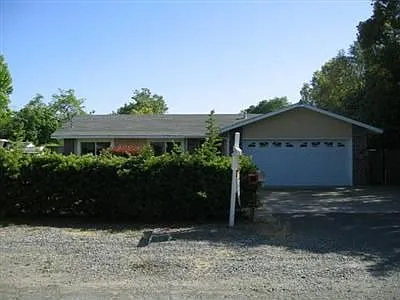 7694 Sycamore Dr photo 1