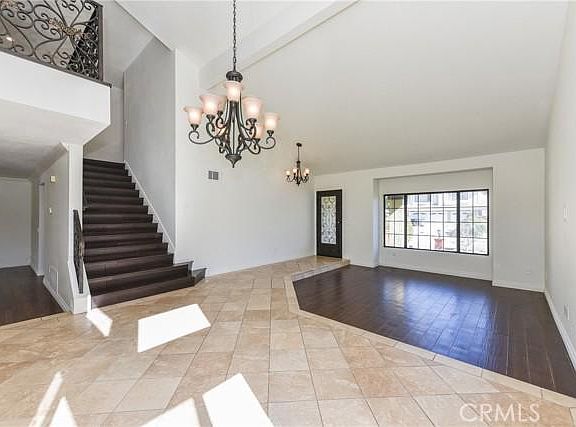 4th image of 949 Whitecliff Dr
