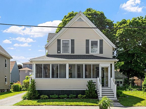 2nd image of 140 Lake View Ave