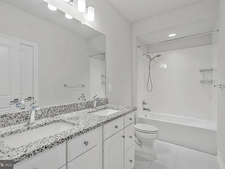 22266 Philanthropic Dr — Photo 43