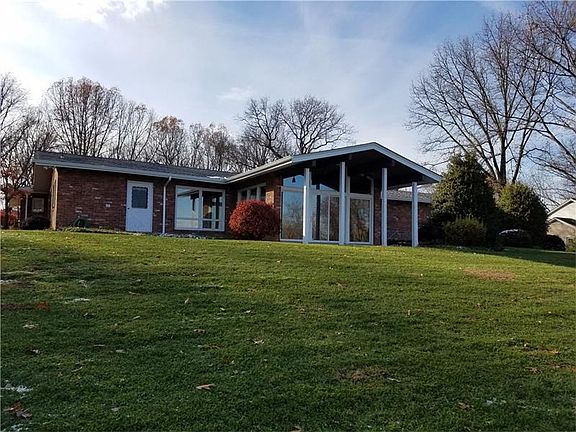 2nd image of 35 Morningside Dr