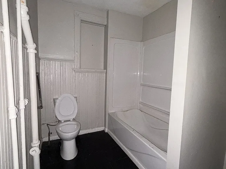 508 W Marion St #A — Photo 5
