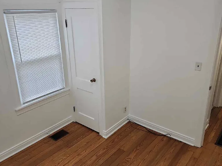 1015 Camden Ave — Photo 15