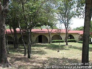 1st image of 1047 Bluebonnet Ln