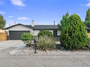 3102 Gay Cir SE, Rio Rancho, NM 87124