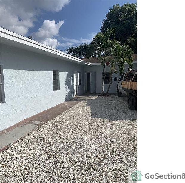 1st image of 616 NW 5th Ave APT 4