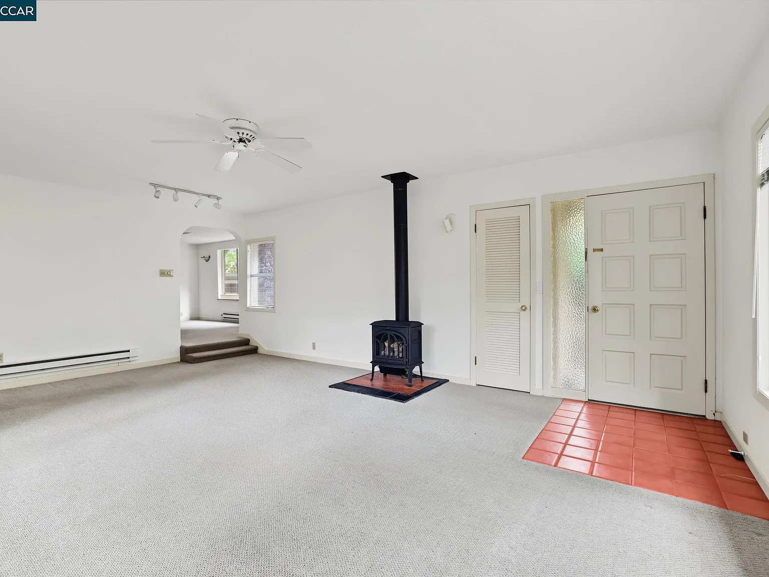 2 bed, 770 sqft, $3,600 — Photo 3