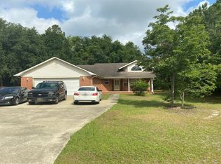 1040 Ruben Wells Rd, Hinesville, GA 31313