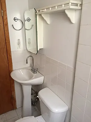 Rented by Bohemia Realty Group | media 17