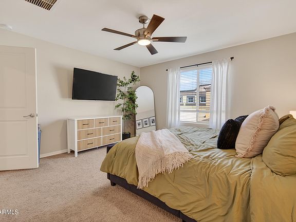 5th image of 8224 W ALBENIZ Place