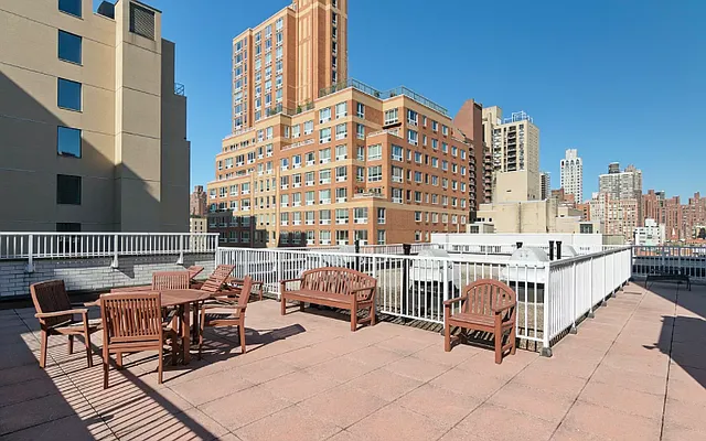 Rented by Corcoran | media 9