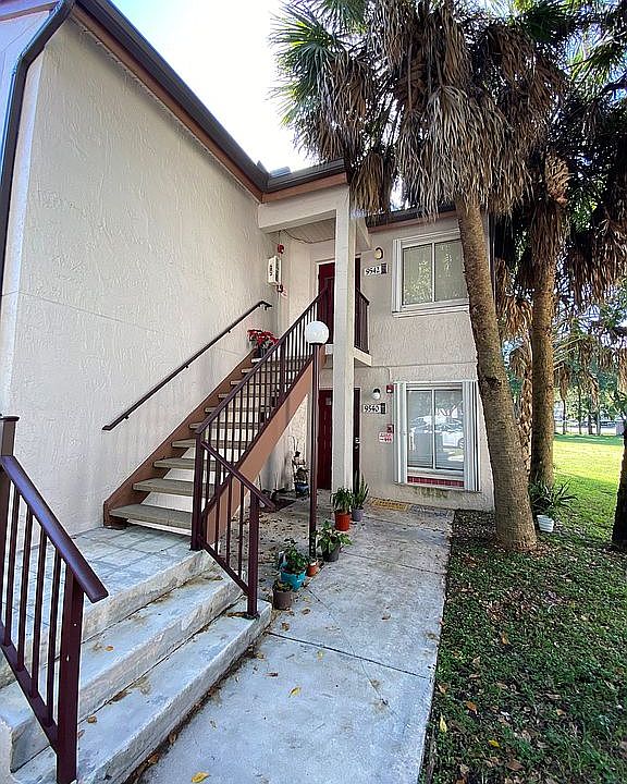 1st image of 9542 SW 140th Ct #9542