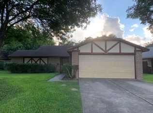 514 Oakdale Dr, Stafford, TX 77477