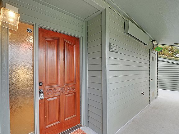 4th image of 1618 San Miguel Dr