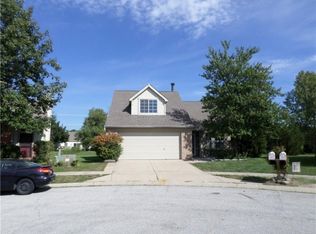 298 Lake Point Cir, Greenwood, IN 46142
