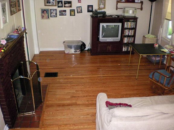 3rd image of 1640 3rd St