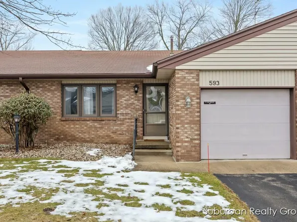593 Gardenview Dr SW, Byron Center, MI 49315