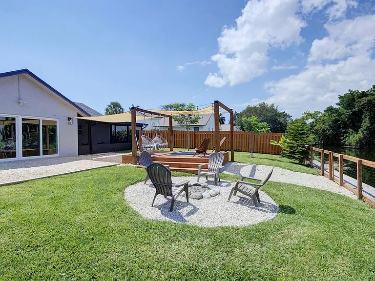 3026 Dunlin Rd — Photo 37