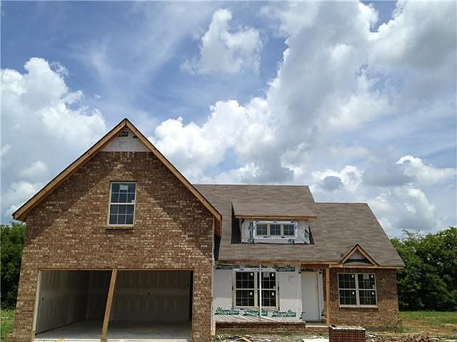 2nd image of 10 Blue Ribbon Ests