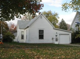 804 Edgar Ave, Mattoon, IL 61938
