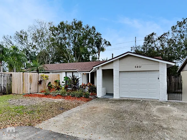 6701 Village Grove Ct, Tampa, FL 33615