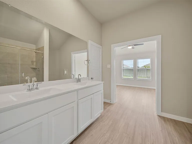1016 Brighton Orchards Ln — Photo 22