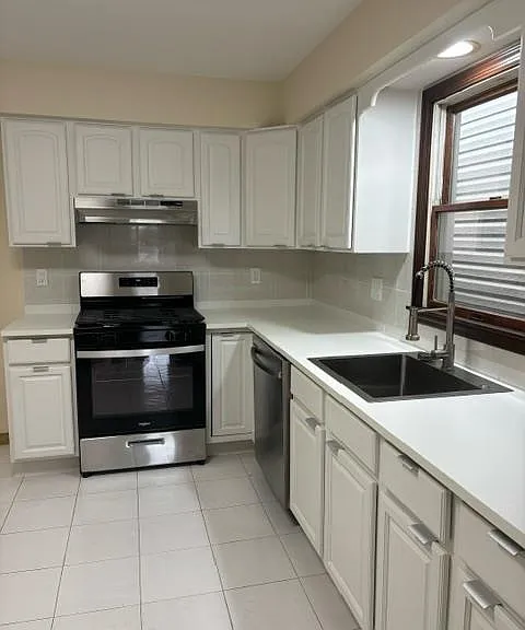 260 Broadway #4 — Photo 3