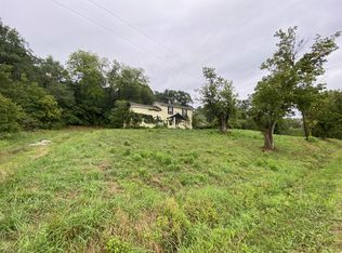1805 Ingalls Rd, Gallipolis, OH 45631