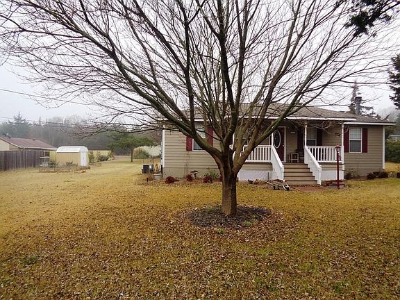 2nd image of 164 Cypress Dr