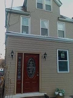 2nd image of 171 Pine Pl