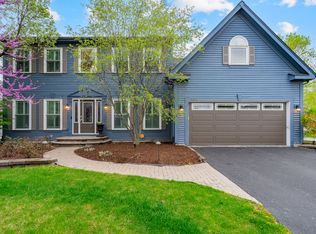 1416 Waterside Dr, Bolingbrook, IL 60490