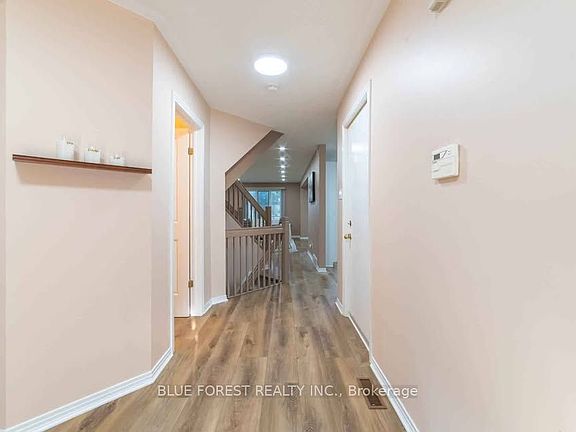 5th image of 155 Killarney Rd #1