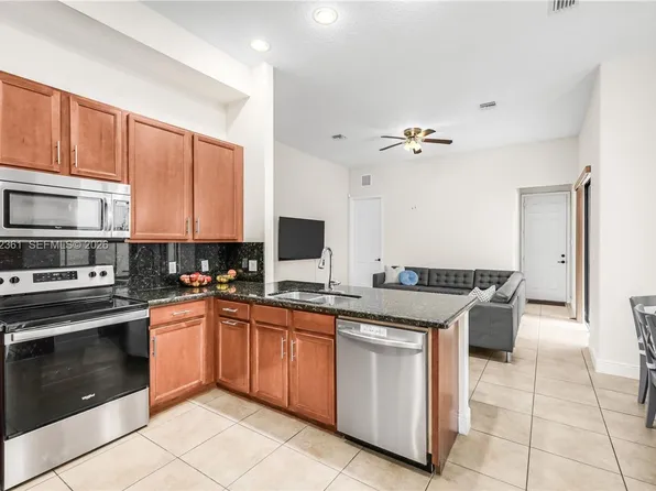 3700 NW 84th Way #0, Hollywood, FL 33024