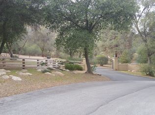 28527 Silverberry Ct, Keene, CA 93531