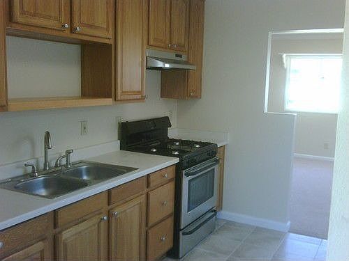 2nd image of 1118 Palmer Ave