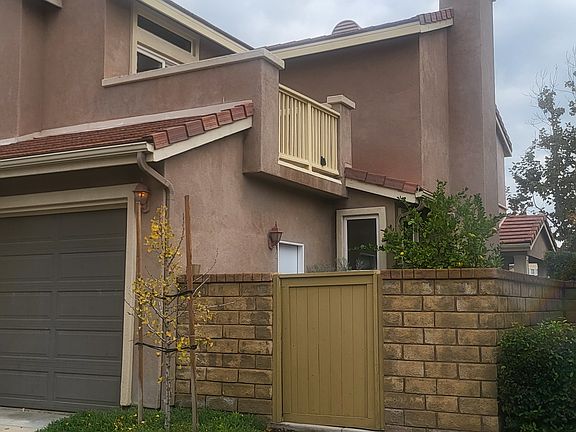 3rd image of 27531 Sunny Creek Dr